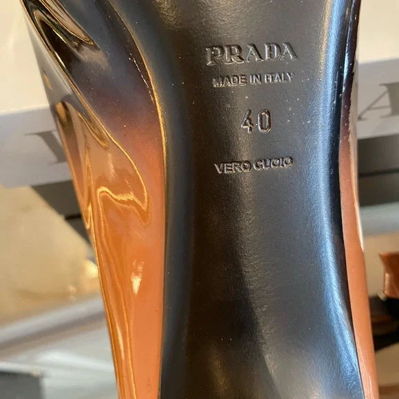 Prada open toe heels - Picture 4 of 8